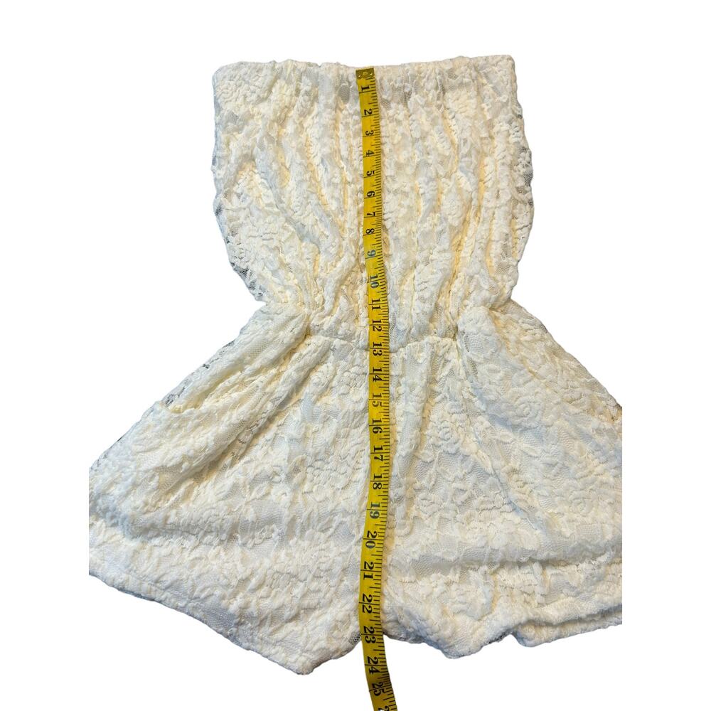 Ariella White Lace Strapless Romper - Size Small - Picture 6 of 11